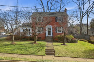 2127 Patrick Henry Drive