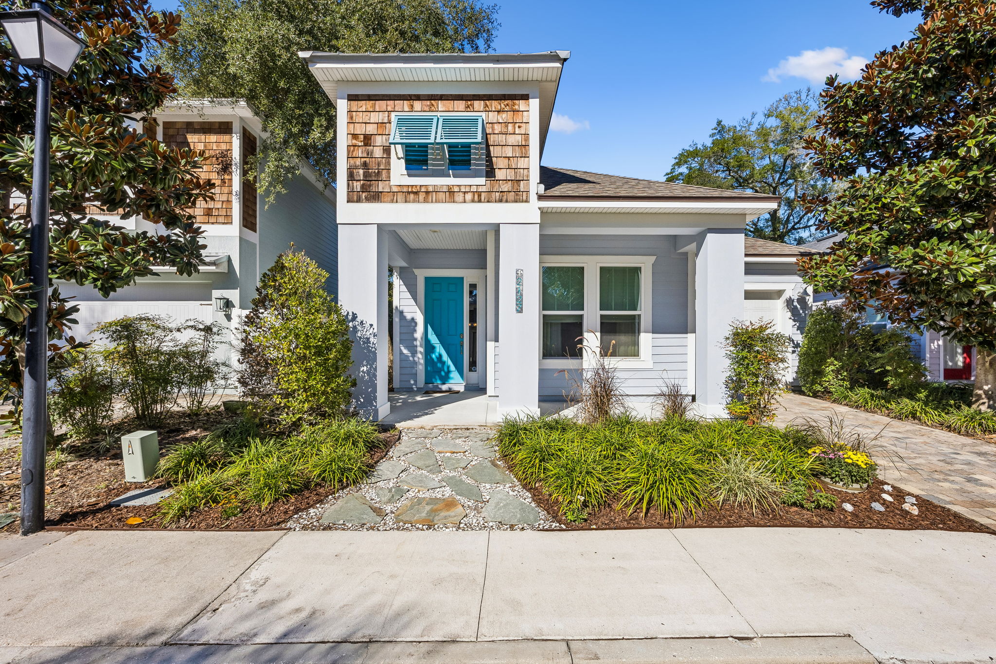 Welcome to 2127 Shell Cove Circle