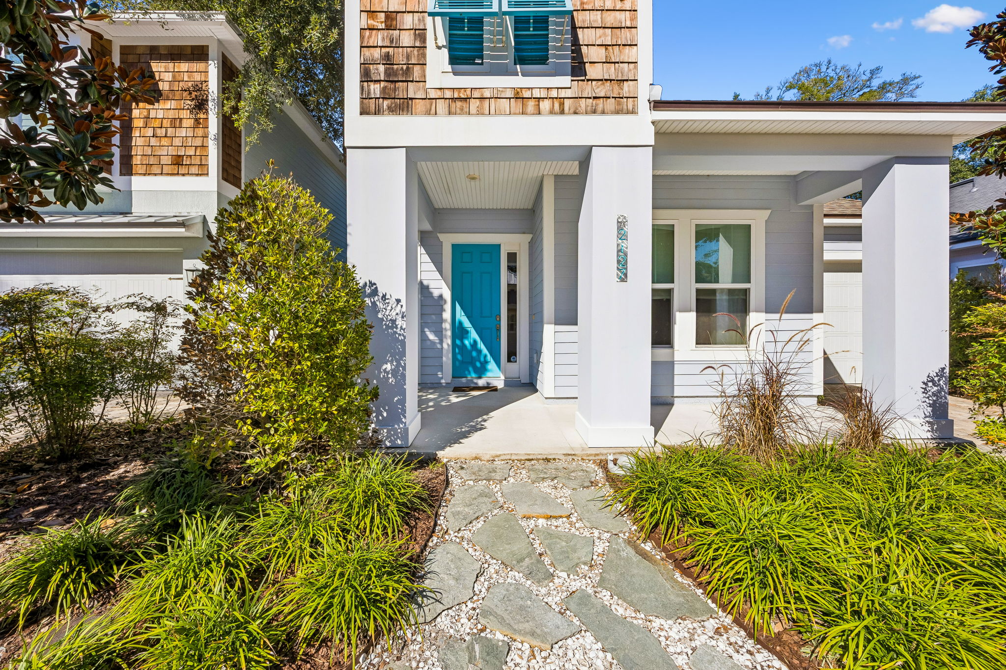 Front Entry Detail