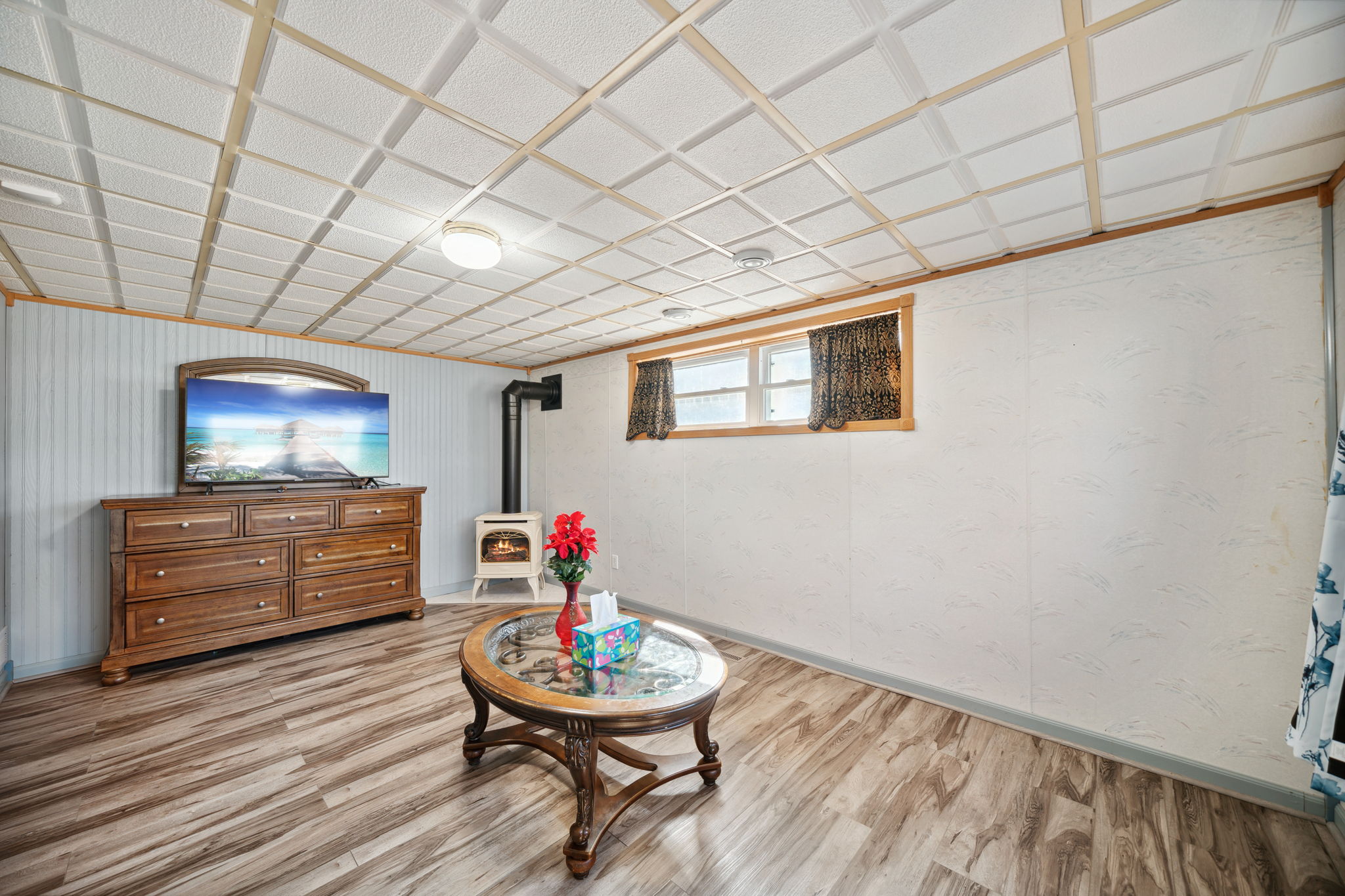 16_Interior