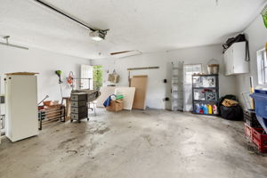  Photo 49