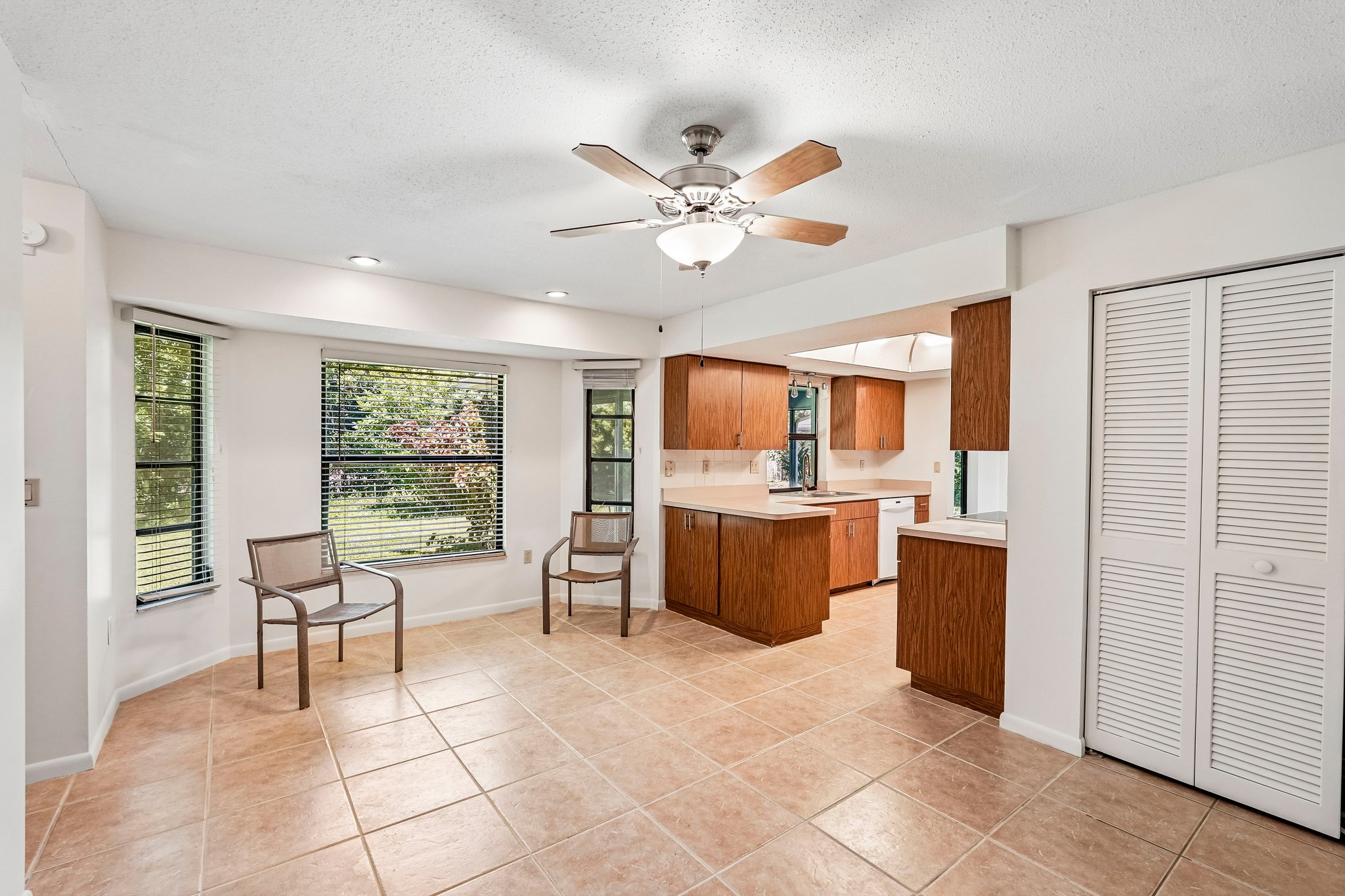 Giddings Ave-S2909-014.jpg