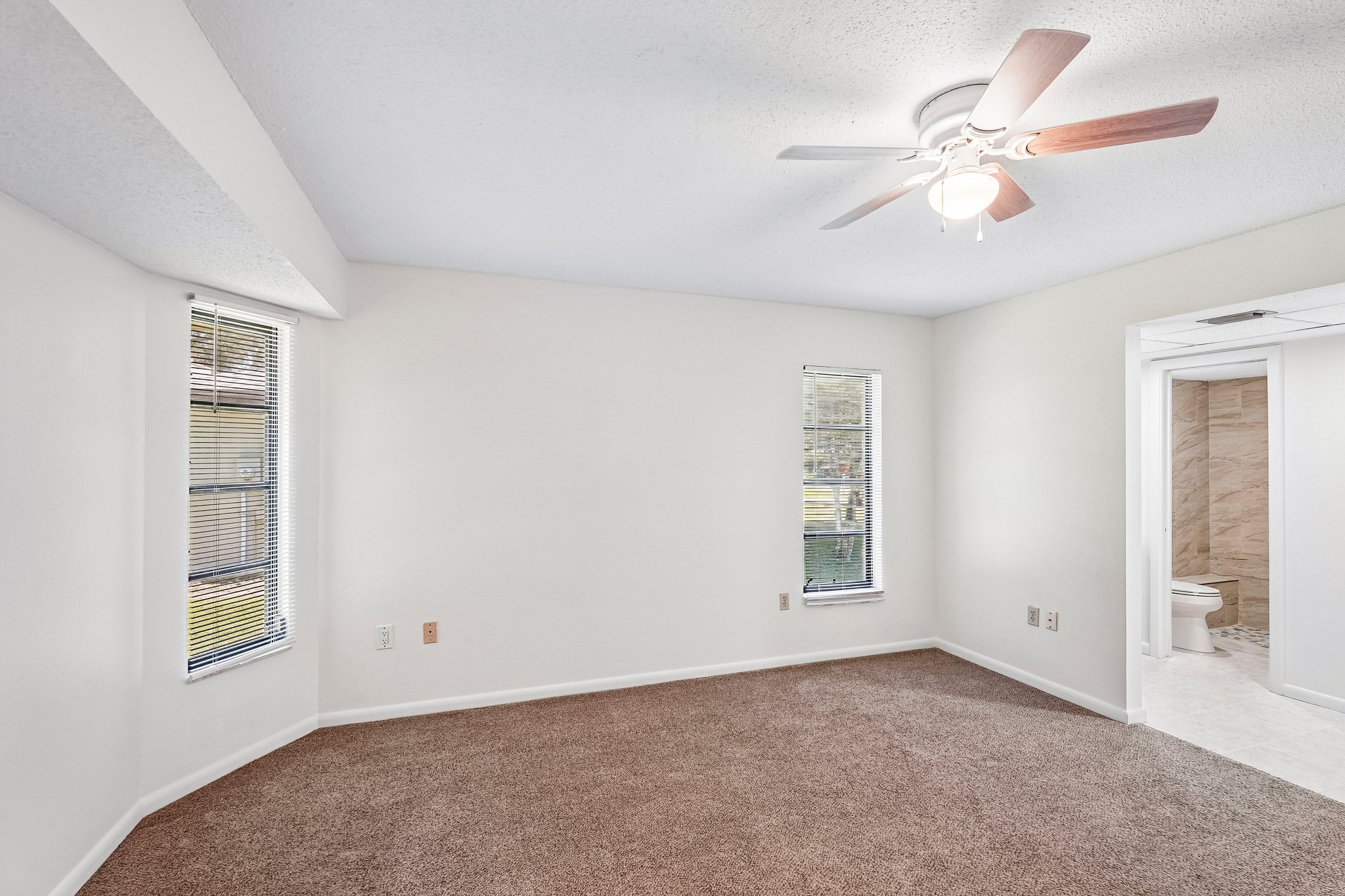 Giddings Ave-S2909-022.jpg