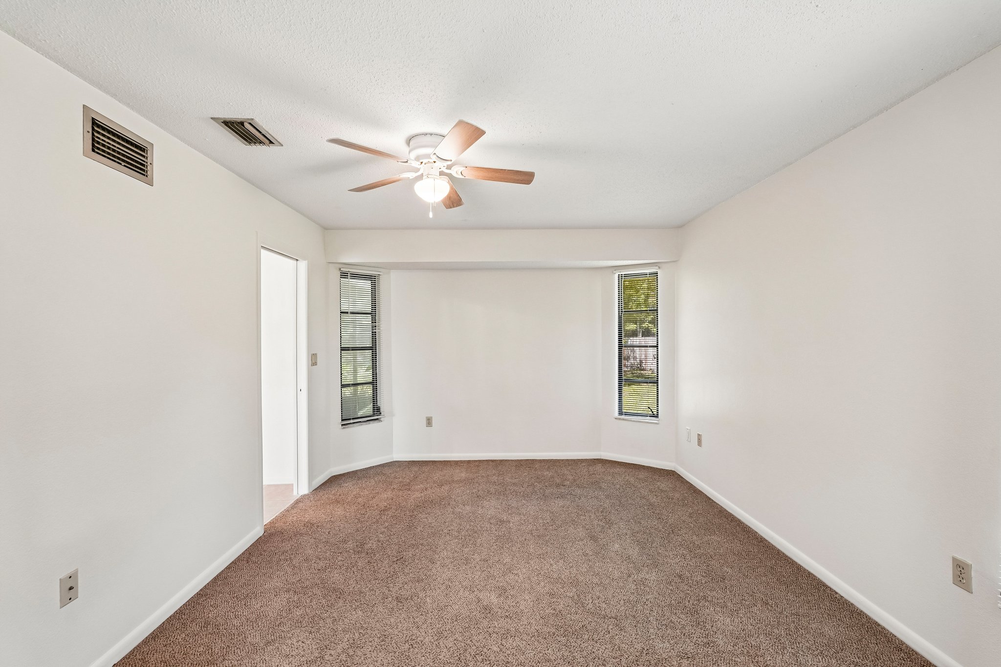 Giddings Ave-S2909-023.jpg