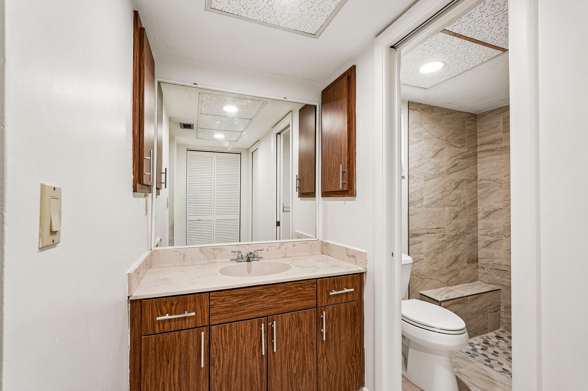 Giddings Ave-S2909-024.jpg