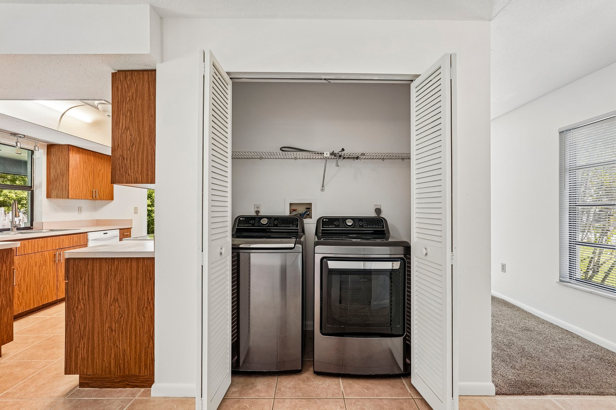 Giddings Ave-S2909-027.jpg