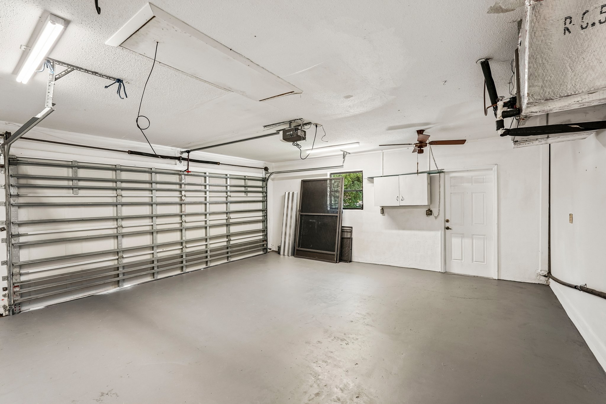 Giddings Ave-S2909-028.jpg