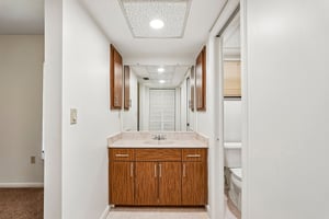 Giddings Ave-S2909-025.jpg