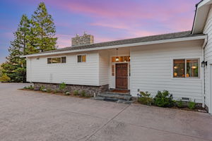 003_TWILIGHT_21298 Maria Ln