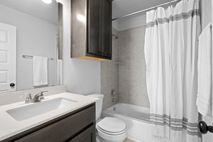  Photo 31