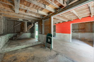  Photo 43