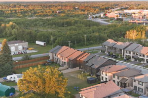  Photo 35