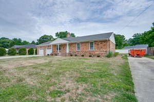 213 Britwell Dr, Chesapeake, VA 23322, USA Photo 1