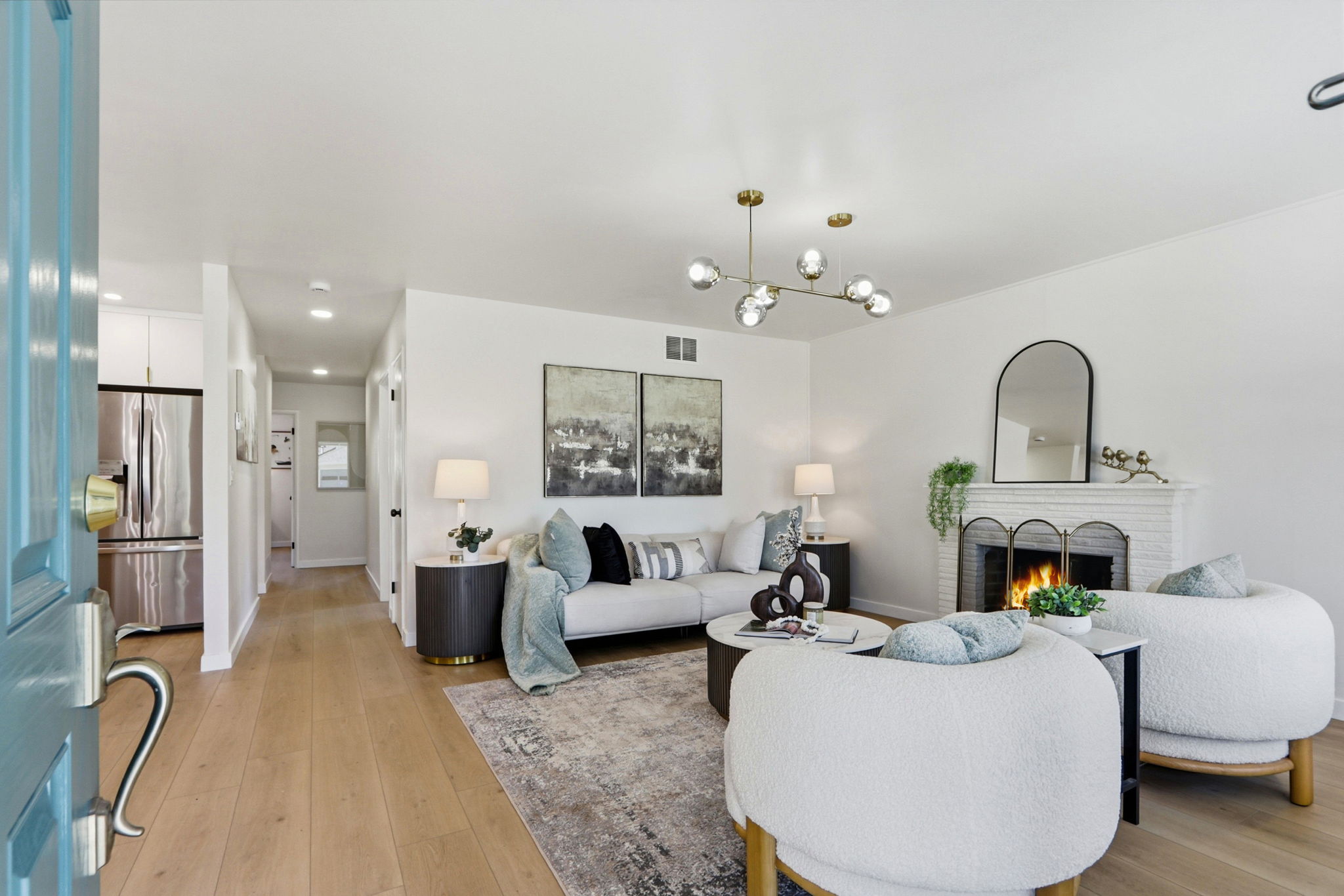 006_F8_213 Clarence Ave