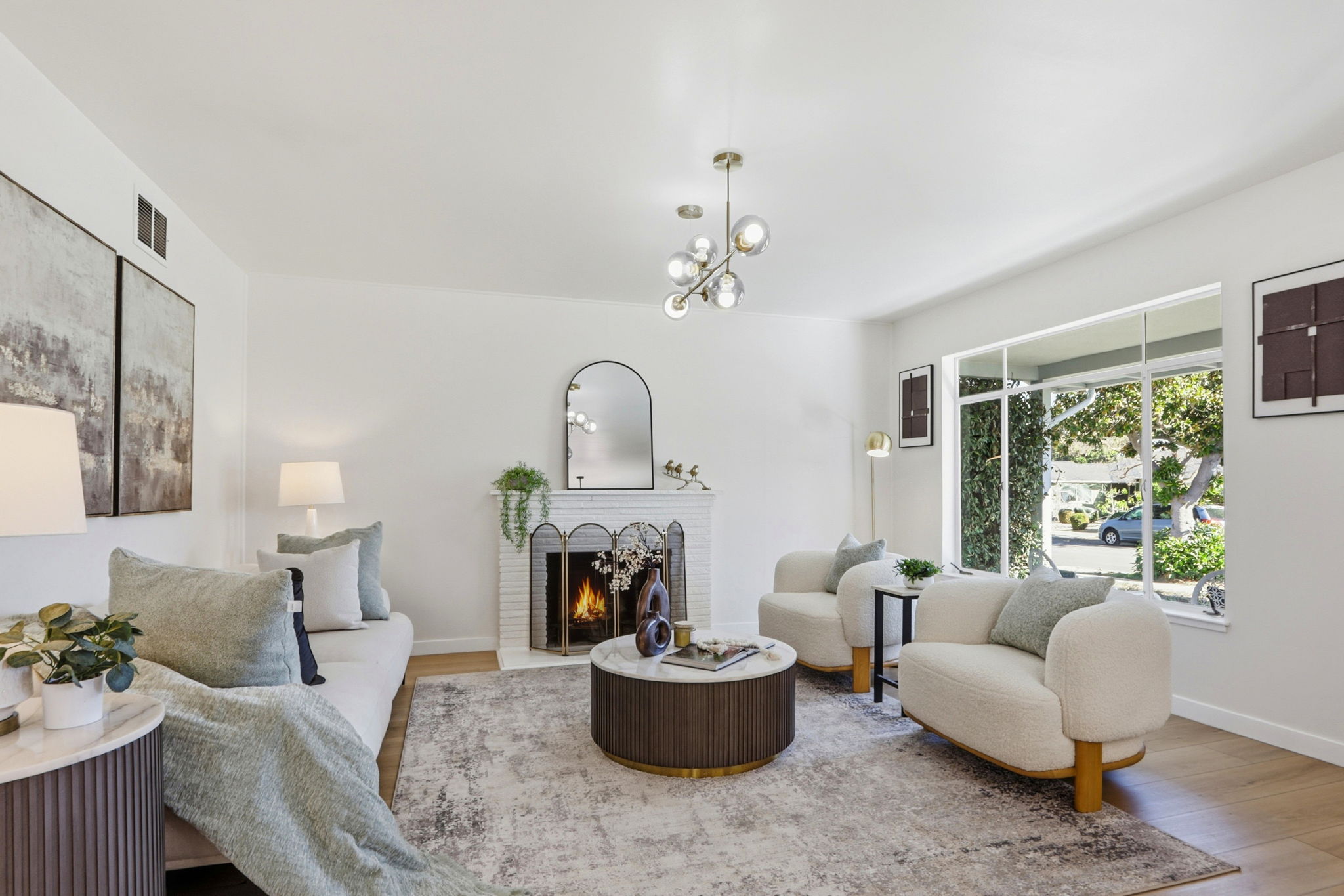 007_F8_213 Clarence Ave