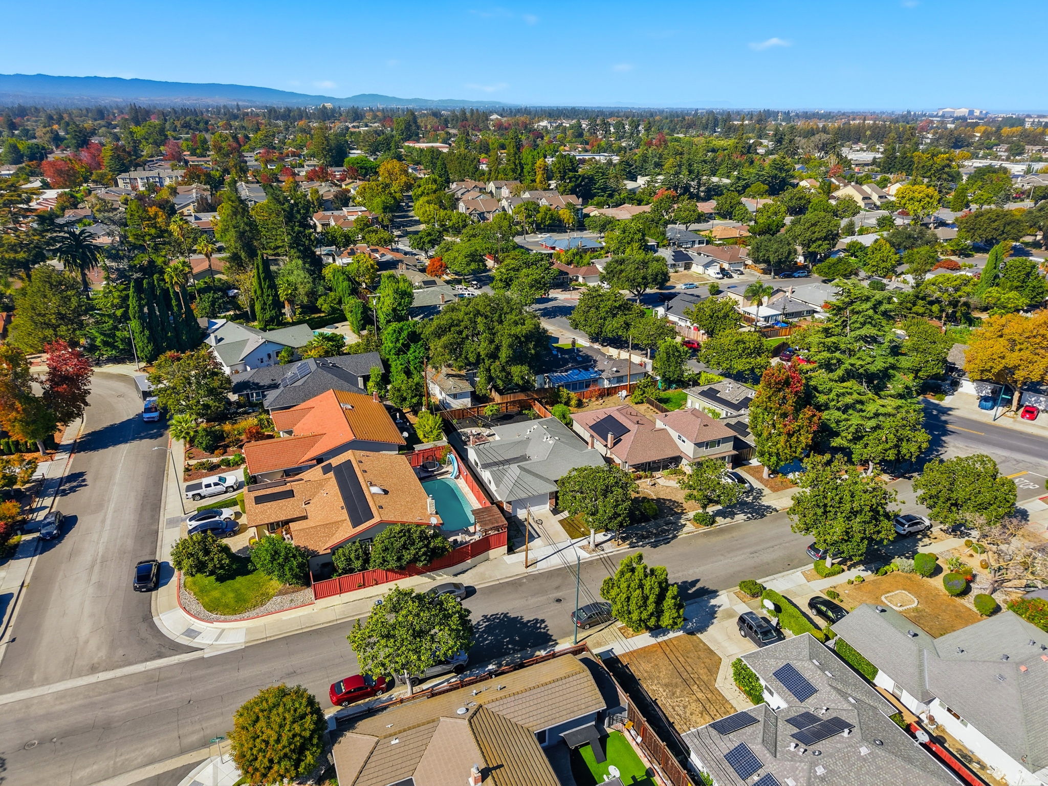 017_F8_AERIAL_213 Clarence Ave