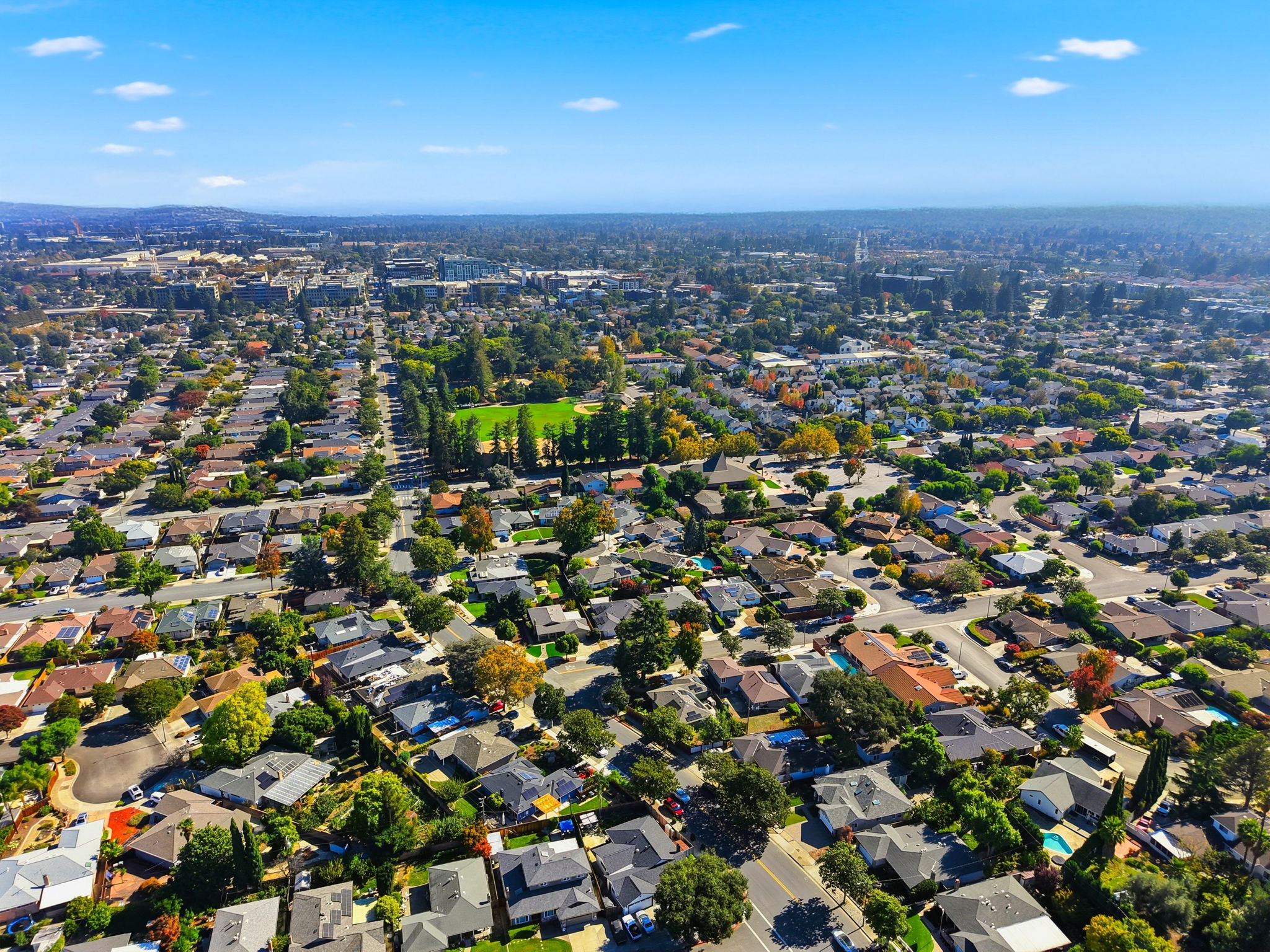 021_F8_AERIAL_213 Clarence Ave