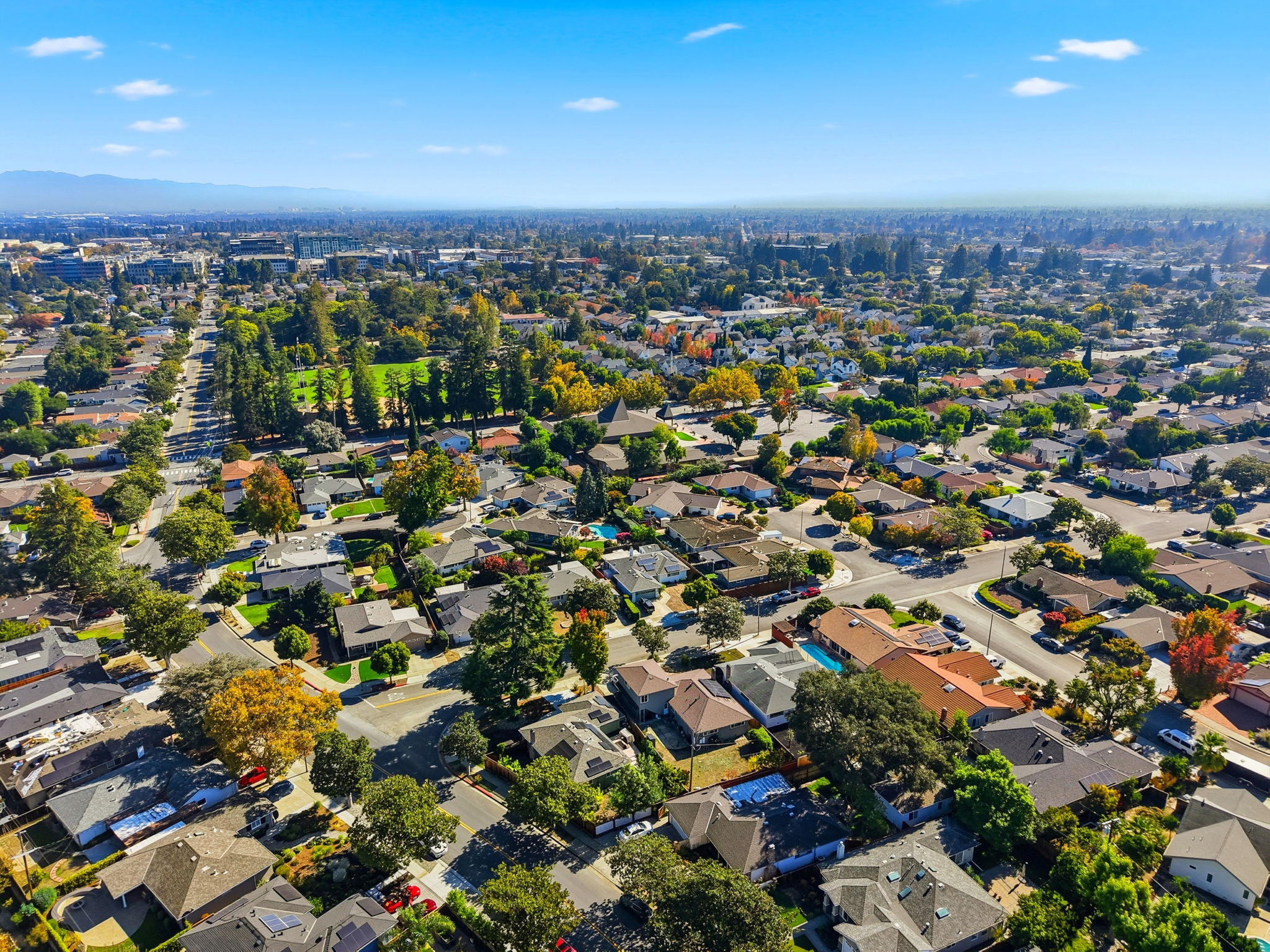 022_F8_AERIAL_213 Clarence Ave