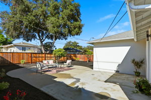 029_F8_213 Clarence Ave