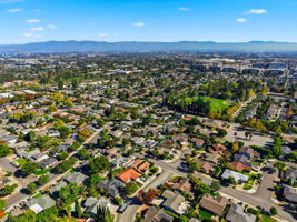 020_F8_AERIAL_213 Clarence Ave