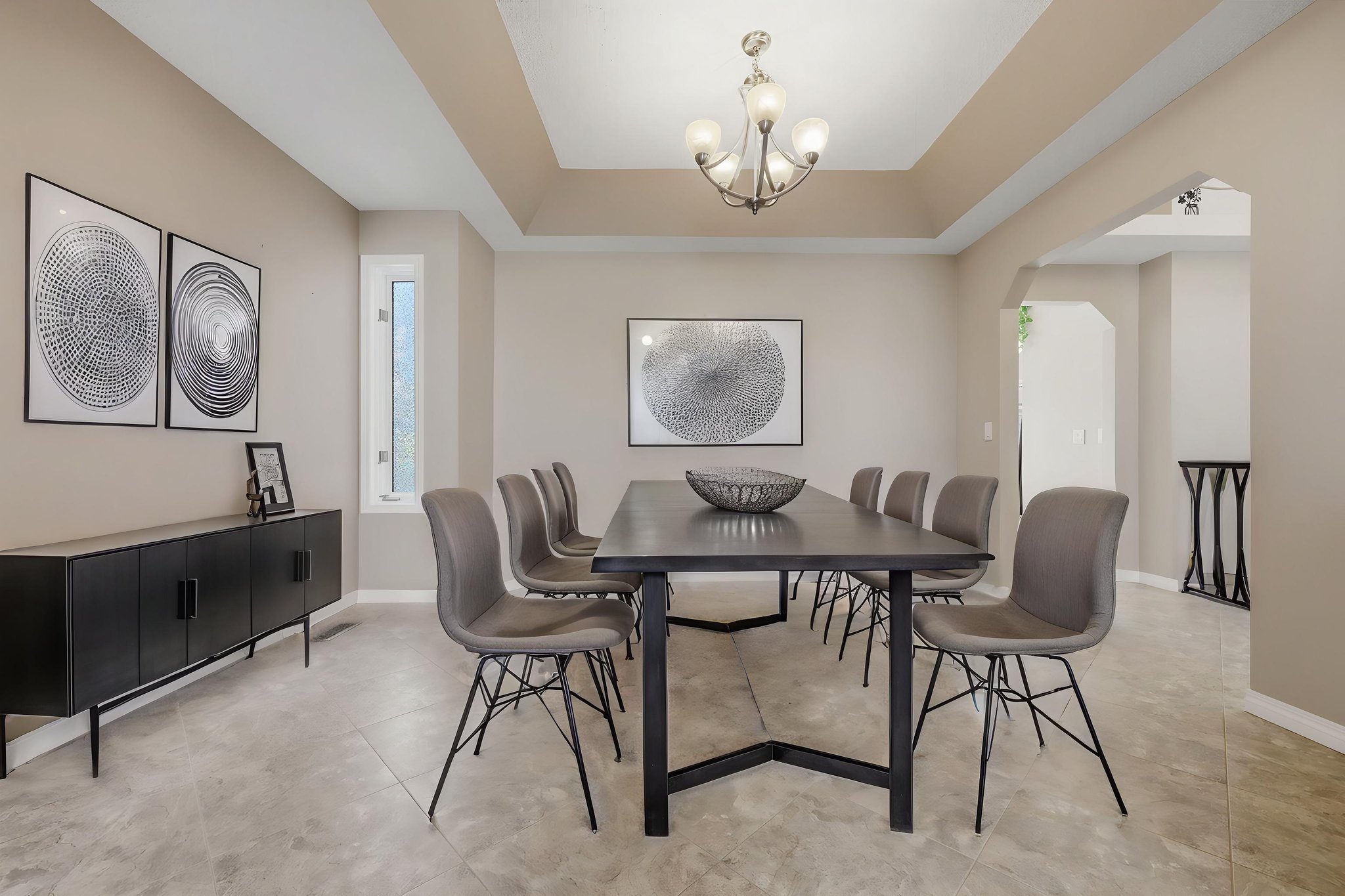 012_DT6A6987 virtually staged.jpeg