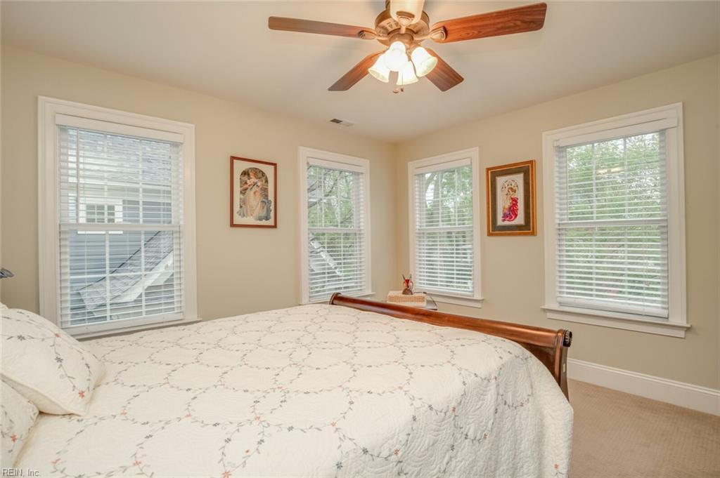 Current gym could be set up as a bedroom as shown here
