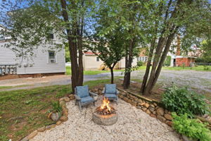 River Rock Gravel with Fire Pit