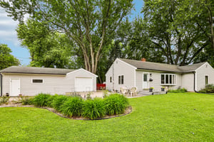 E Winnequah Rd-S0407-005.jpg