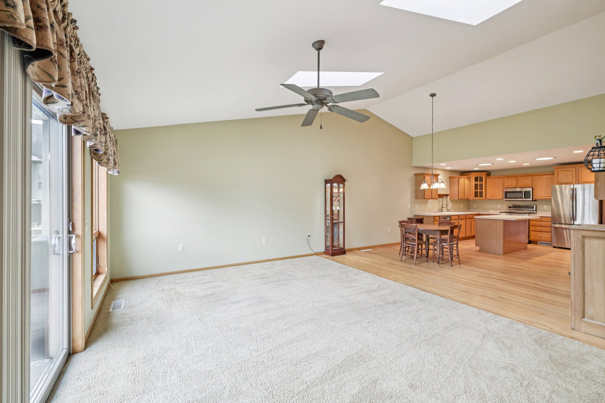 Fairview Cir 50-S2511-013.jpg