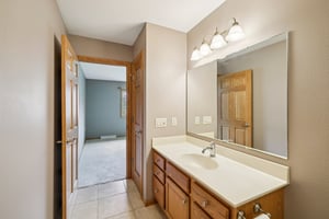 Fairview Cir 50-S2511-032.jpg