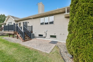 Fairview Cir 50-S2511-049.jpg