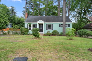  Photo 0