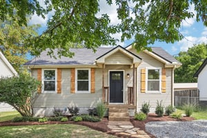 213 Maple St-S1009-002.jpg