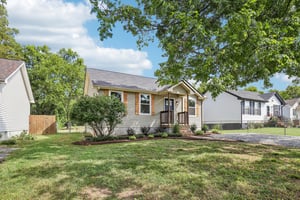 213 Maple St-S1009-004.jpg