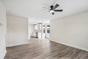 213 Maple St-S1009-012.jpg
