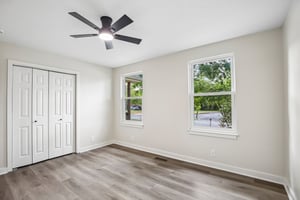 213 Maple St-S1009-025.jpg