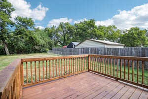 213 Maple St-S1009-039.jpg