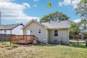 213 Maple St-S1009-047.jpg