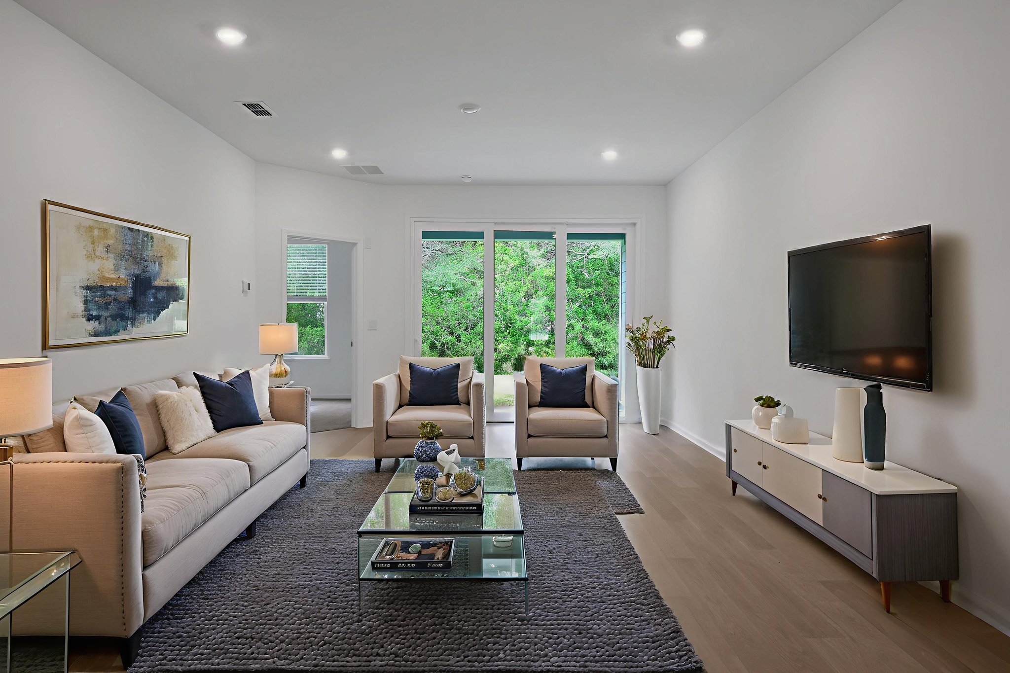 14-print-2Z2A6564 virtually staged.jpeg