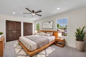 DSC_5288 virtually staged.jpeg