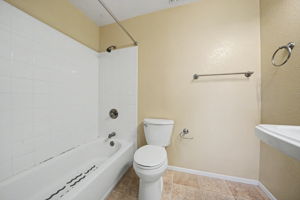  Photo 38