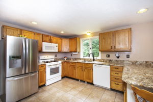  213 Old Washington St, Pembroke, MA 02359, US Photo 17