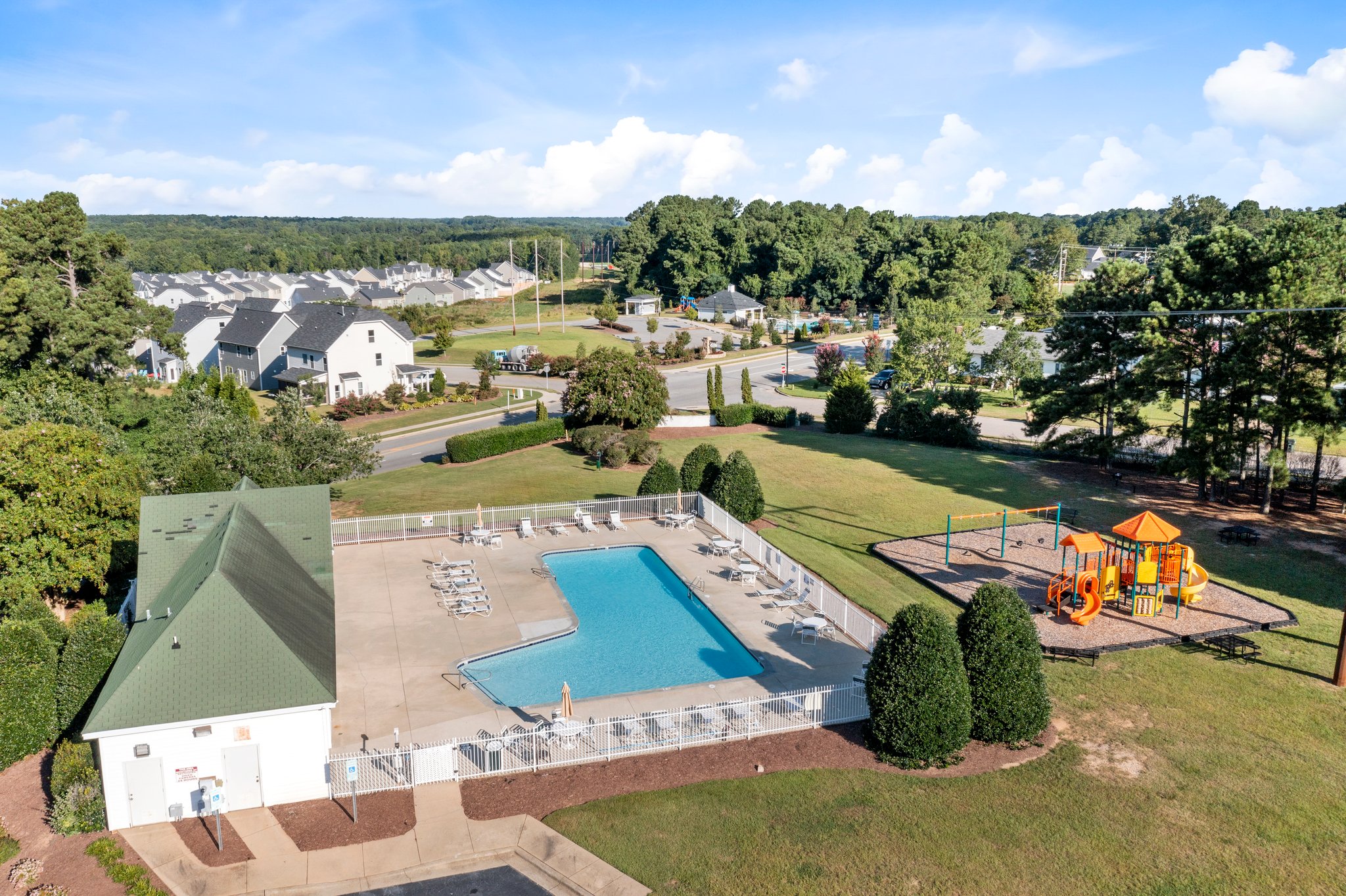 213 Tavistock Ct, Clayton, NC 27520, USA Photo 12