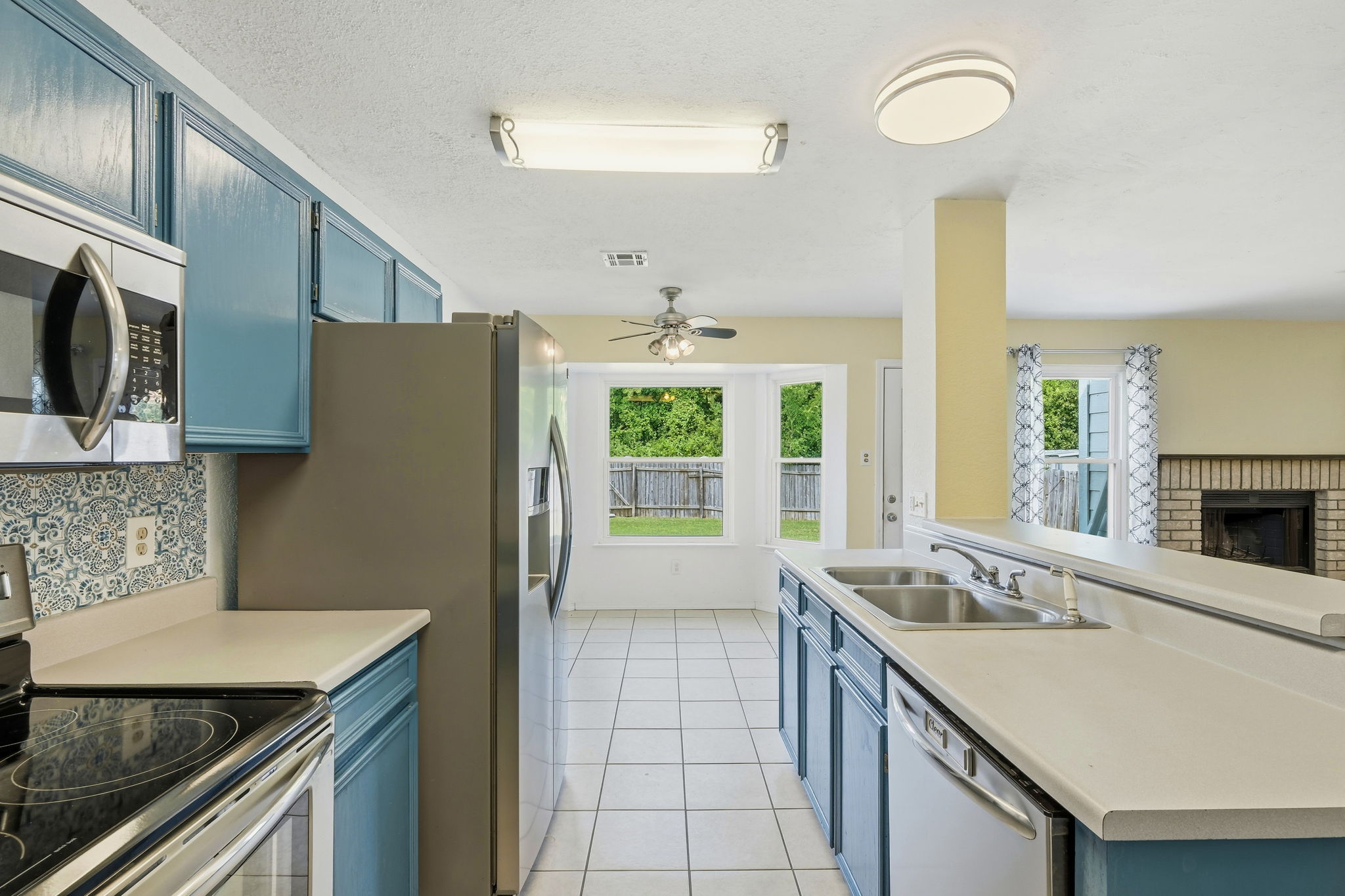 Kitchen/Dining