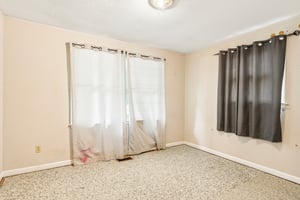 23rd St Pl NE-S1006-017.jpg