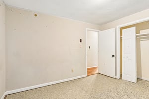 23rd St Pl NE-S1006-020.jpg
