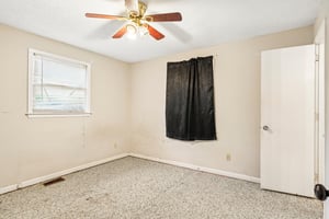 23rd St Pl NE-S1006-021.jpg