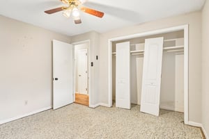 23rd St Pl NE-S1006-023.jpg