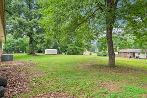 23rd St Pl NE-S1006-032.jpg