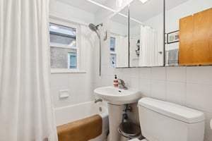 Brummel St-S0810-033.jpg
